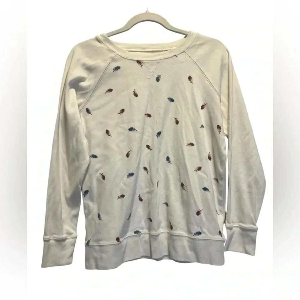Eddie Bauer women’s legend wash women’s sweatshirt feather print detail medium